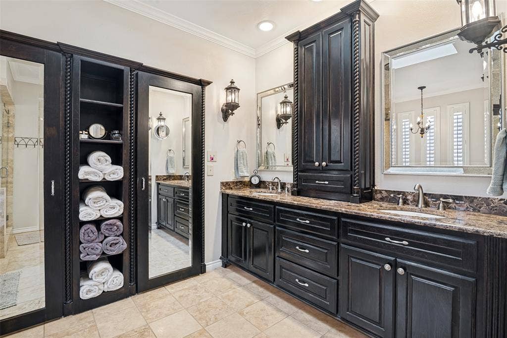 3921 Gettysburg Circle, Plano, TX 75023 3921 Gettysburg Circle, Plano, TX 75023