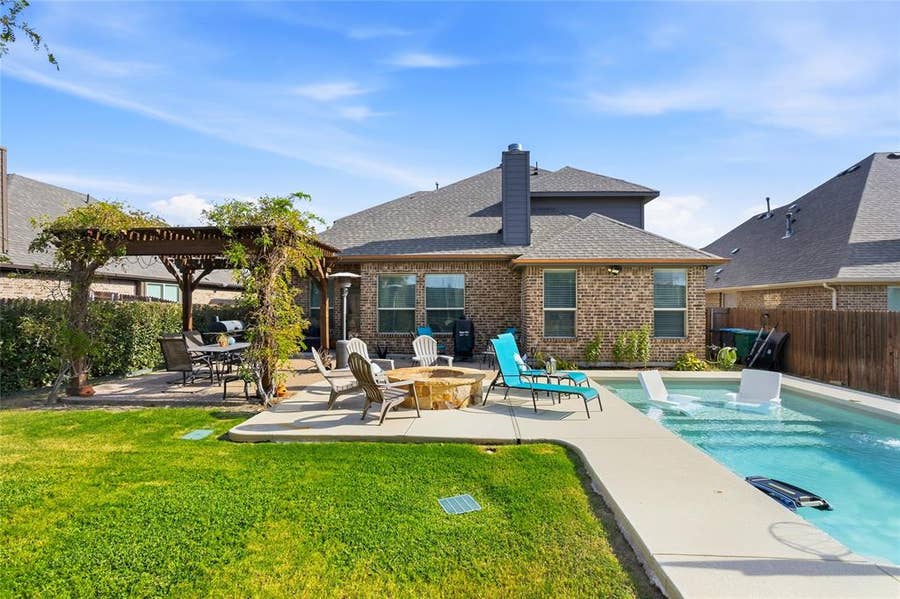 Property photo for 6016 Dunnlevy Drive, Fort Worth, TX
