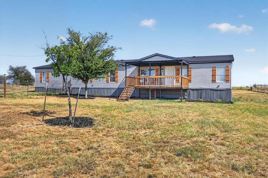 Property photo for 312 Private Road 4437, Rhome, TX