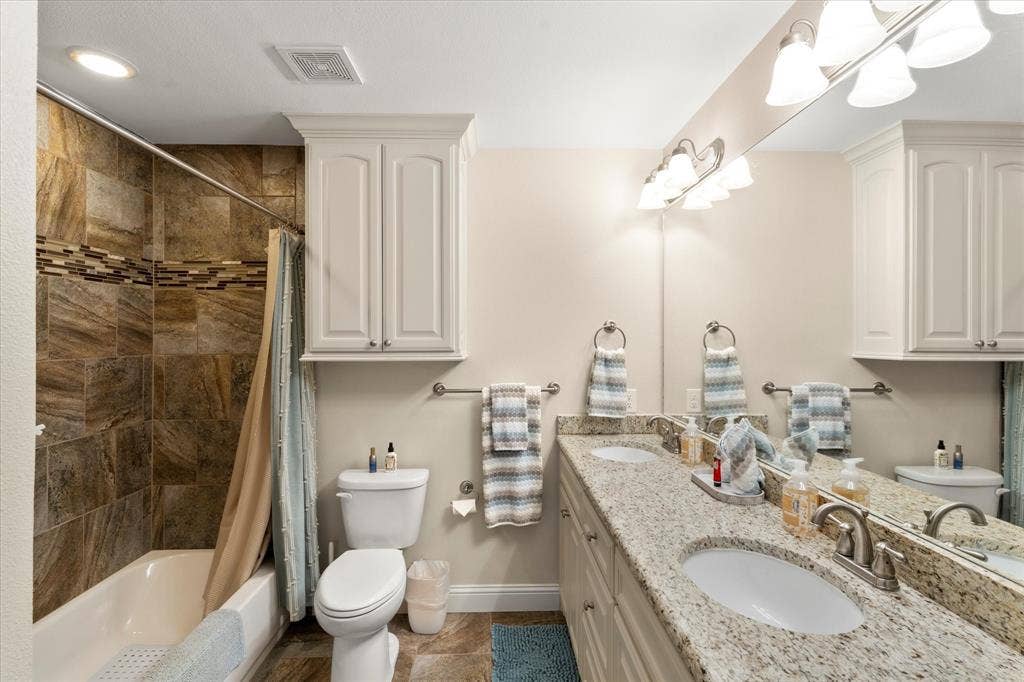 13700 Park Harbor Drive, Eustace, TX 75124 13700 Park Harbor Drive, Eustace, TX 75124