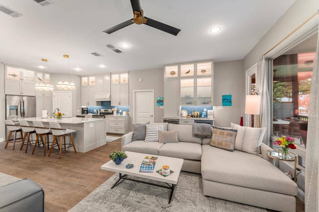 13700 Park Harbor Drive, Eustace, TX 75124 13700 Park Harbor Drive, Eustace, TX 75124
