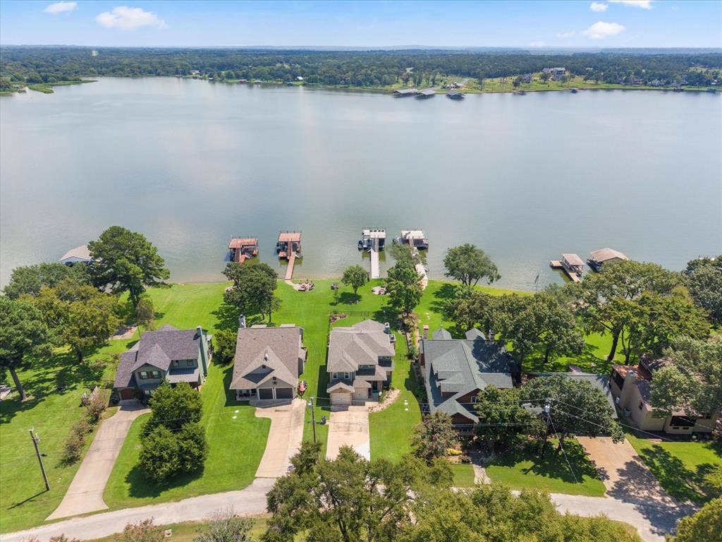 13700 Park Harbor Drive, Eustace, TX 75124 13700 Park Harbor Drive, Eustace, TX 75124