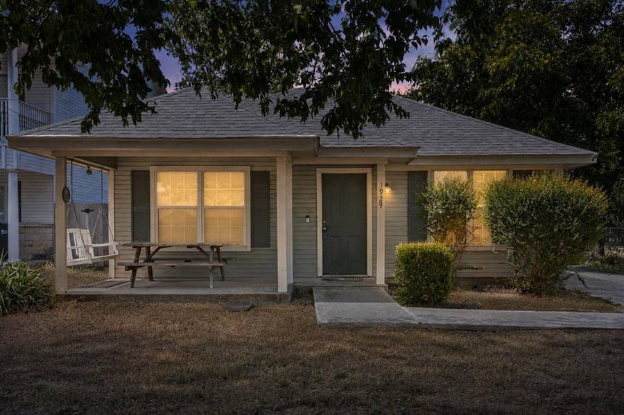 Property photo for 1929 S 14th Street, Waco, TX