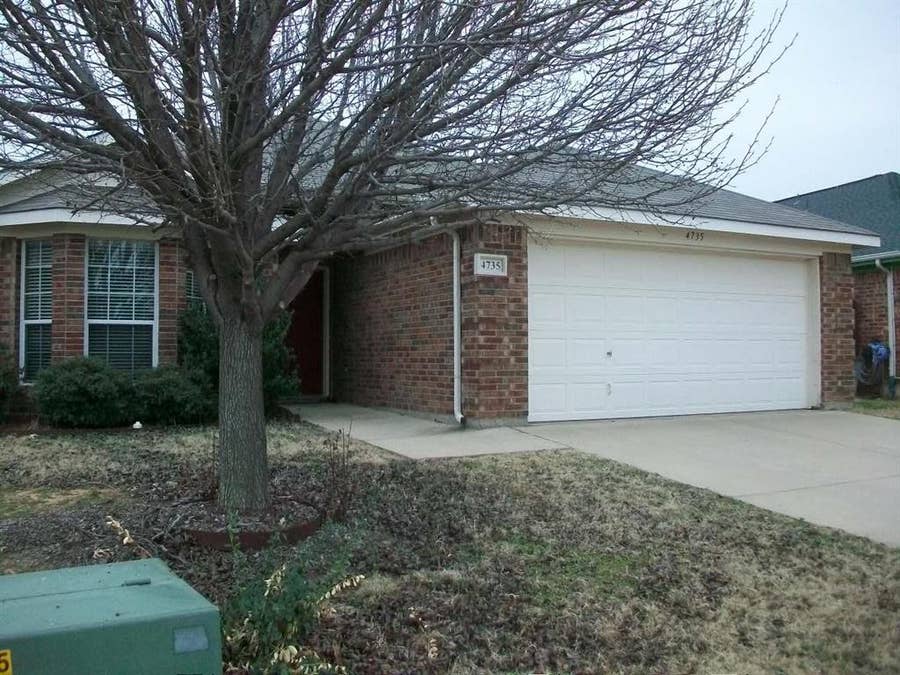 Property photo for 4735 Topaz Lane, Granbury, TX