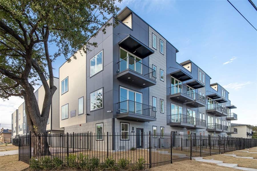 Property photo for 1614 N Fitzhugh Avenue, #306, Dallas, TX