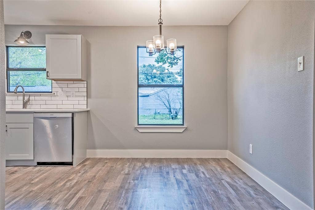 2423 Fenwick Drive, Dallas, TX 75228 2423 Fenwick Drive, Dallas, TX 75228
