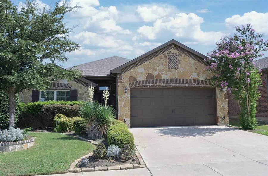 Property photo for 9212 Glen Mills Trail, Fort Worth, TX