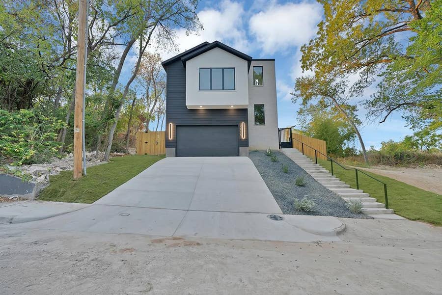 Property photo for 1415 Fayette Street, Dallas, TX