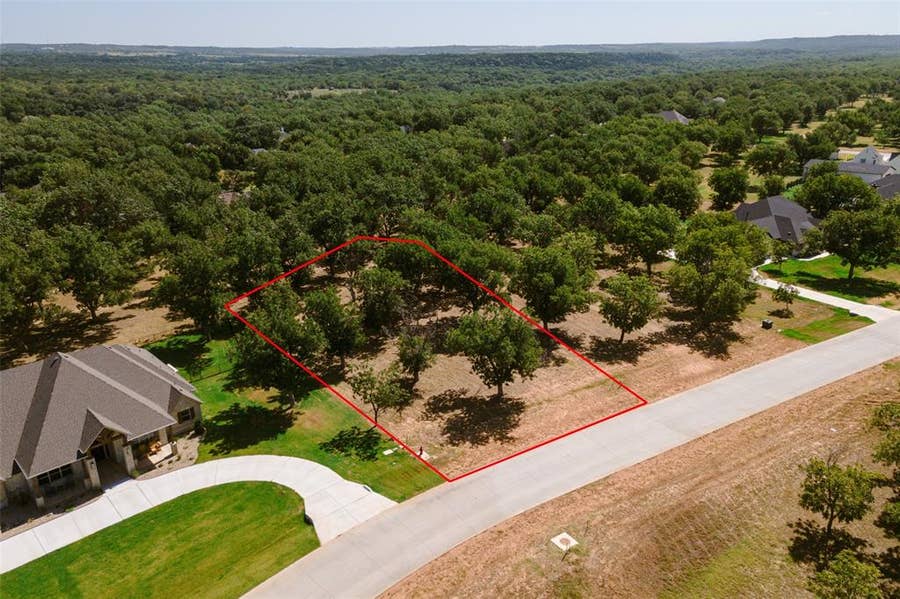 Property photo for 1160 E Landings N, Granbury, TX