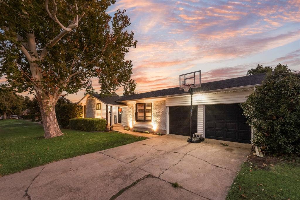 1310 Bardfield Avenue, Garland, TX 75041 1310 Bardfield Avenue, Garland, TX 75041