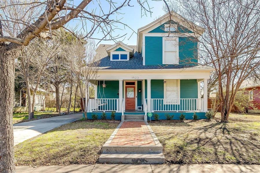 Property photo for 1523 Alston Avenue, Fort Worth, TX