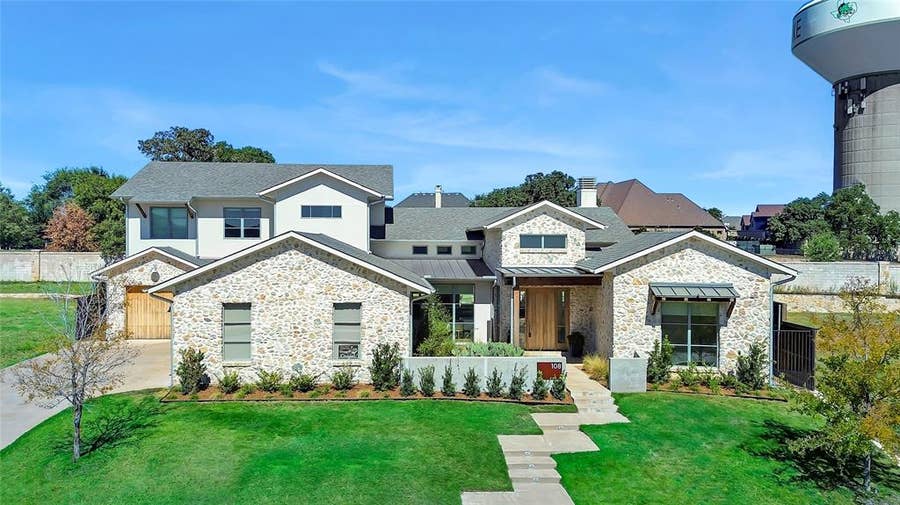 Property photo for 108 Murphy Drive, Southlake, TX