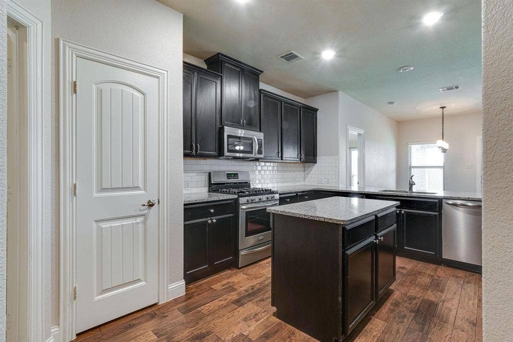 3801 Tunstall Drive, Frisco, TX 75036 3801 Tunstall Drive, Frisco, TX 75036