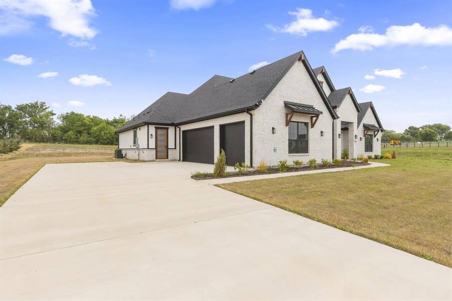 Property photo for 3016 Congress Lane, Anna, TX