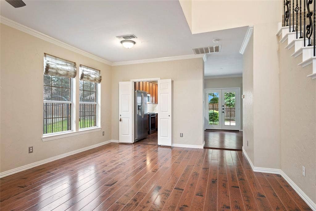3777 Meadowcreek Circle, Addison, TX 75001 3777 Meadowcreek Circle, Addison, TX 75001