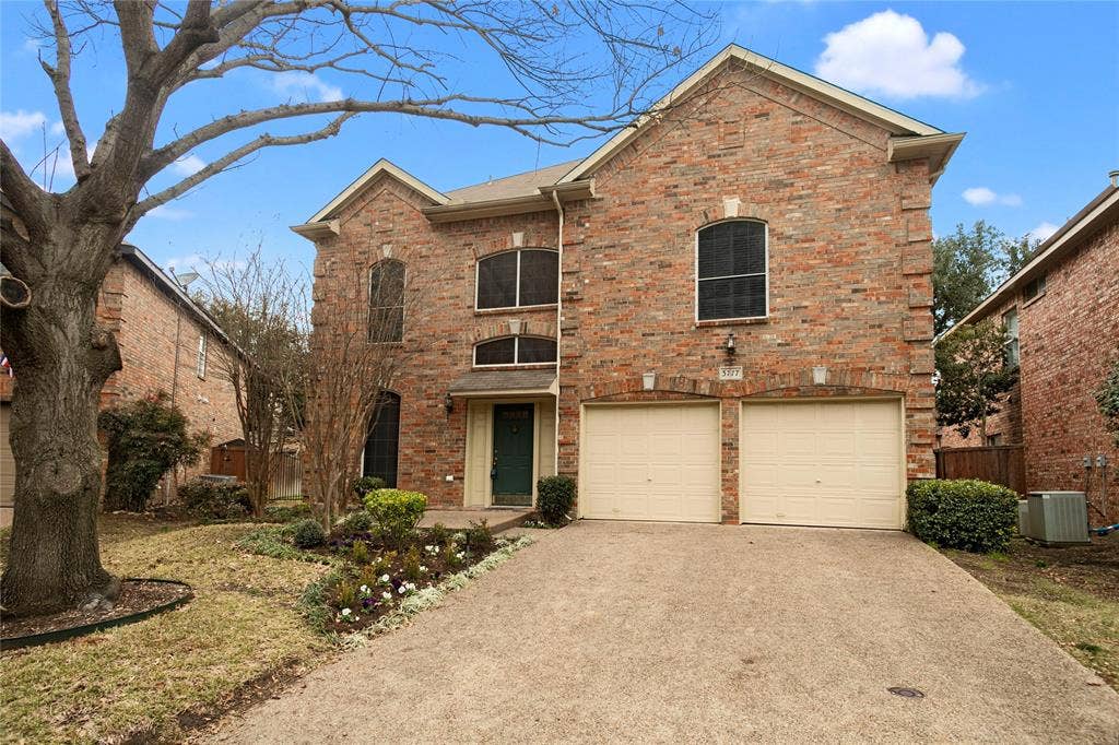 3777 Meadowcreek Circle, Addison, TX 75001 City of Addison does not allow overnight parking on the streets