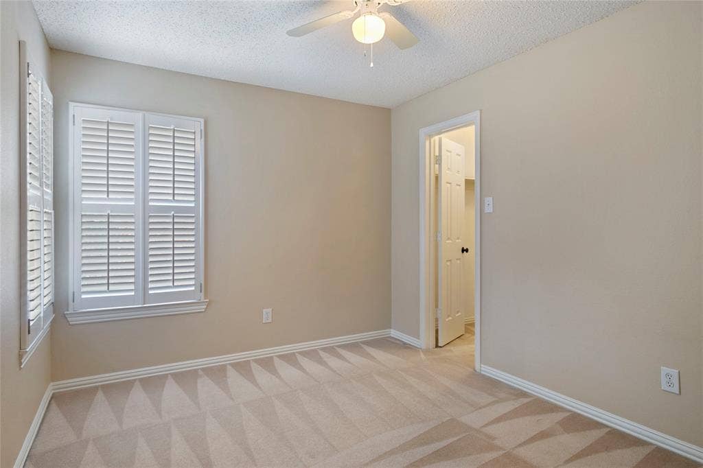 3777 Meadowcreek Circle, Addison, TX 75001 3777 Meadowcreek Circle, Addison, TX 75001