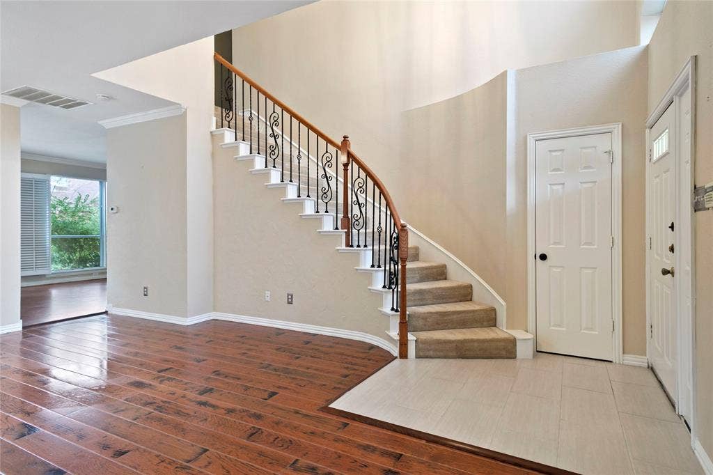 3777 Meadowcreek Circle, Addison, TX 75001 3777 Meadowcreek Circle, Addison, TX 75001