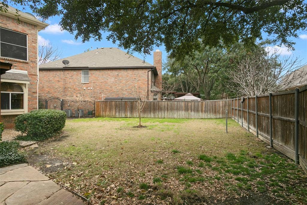 3777 Meadowcreek Circle, Addison, TX 75001 3777 Meadowcreek Circle, Addison, TX 75001