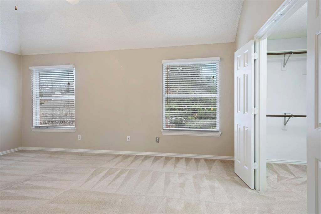 3777 Meadowcreek Circle, Addison, TX 75001 3777 Meadowcreek Circle, Addison, TX 75001