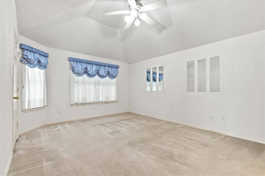 2806 Warwick Drive, Corinth, TX 76210