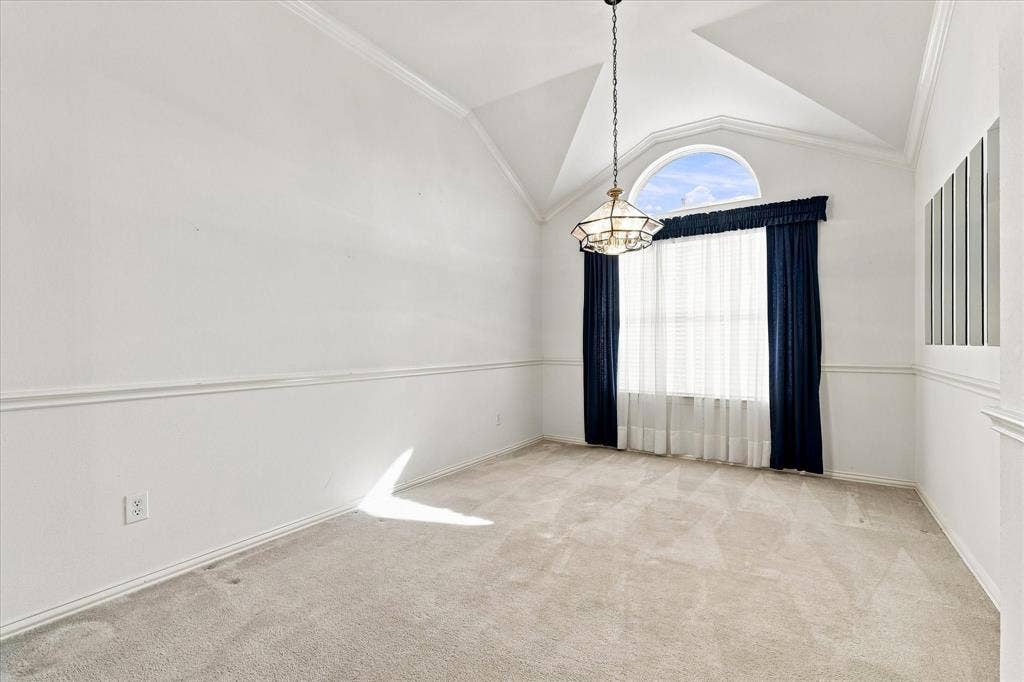 2806 Warwick Drive, Corinth, TX 76210