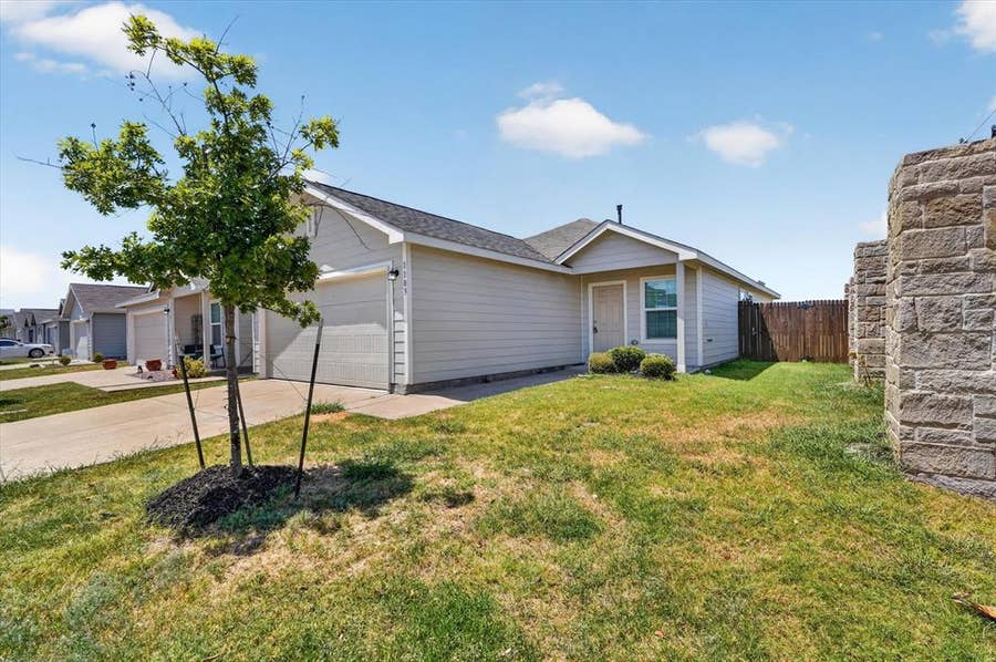 Property photo for 1103 Avalon Drive, Crandall, TX
