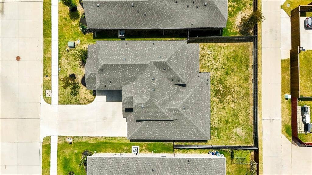 401 Llano Lane, Red Oak, TX 75154 Additional content