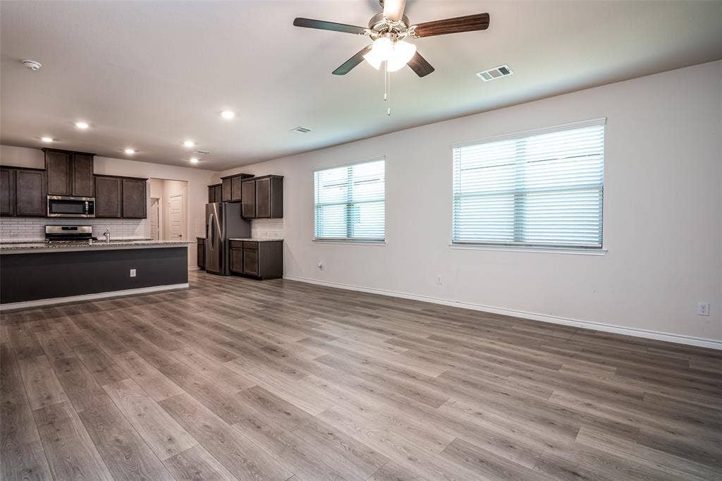 2721 Franklin Drive, Celina, TX 75009 2721 Franklin Drive, Celina, TX 75009