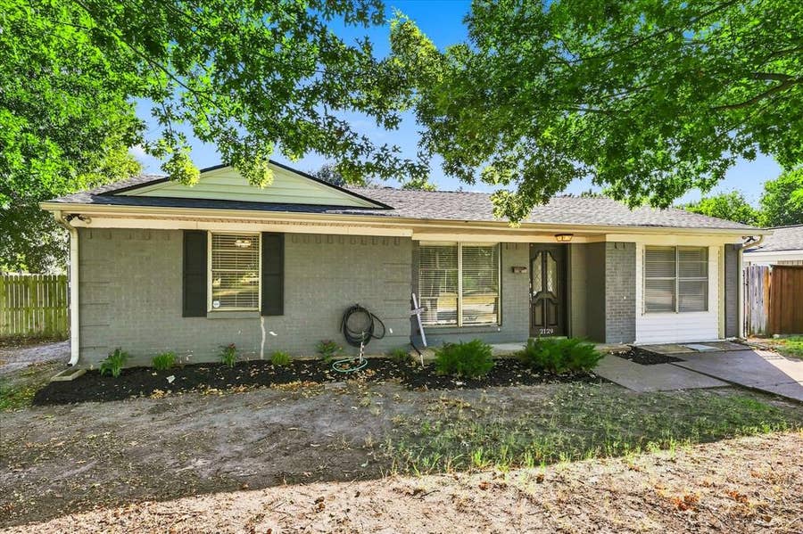 Property photo for 2129 Diane Drive, Mesquite, TX