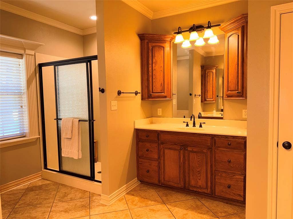 12881 Winding Oak, Lindale, TX 75771