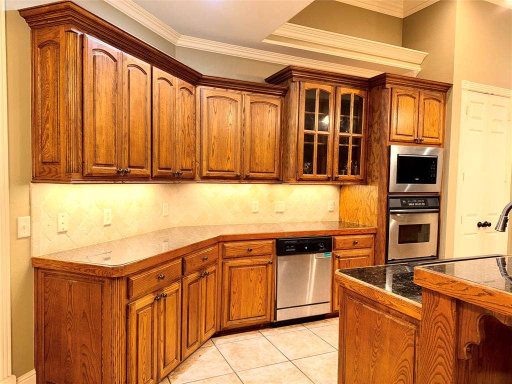 12881 Winding Oak, Lindale, TX 75771