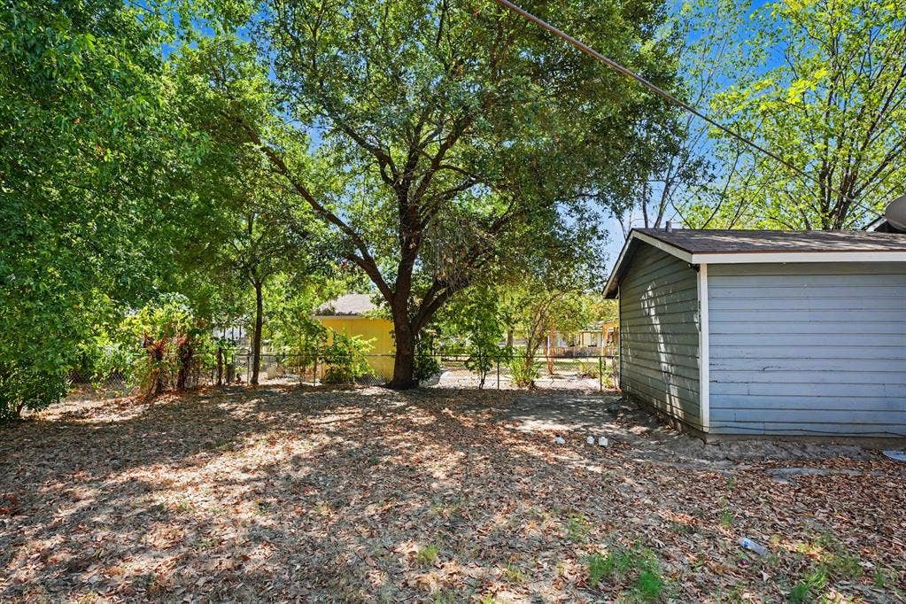 1002 Pampa Drive, Mesquite, TX 75149 1002 Pampa Drive, Mesquite, TX 75149