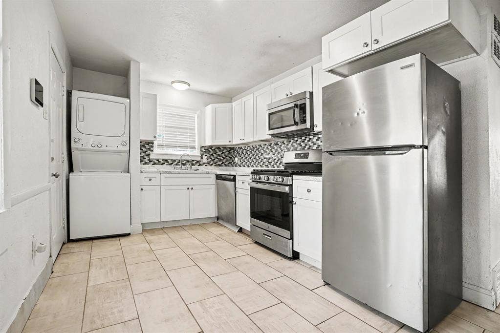 1002 Pampa Drive, Mesquite, TX 75149 1002 Pampa Drive, Mesquite, TX 75149