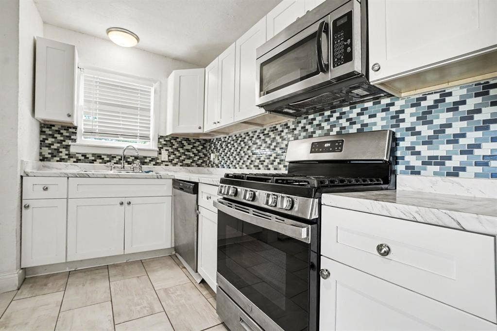 1002 Pampa Drive, Mesquite, TX 75149 1002 Pampa Drive, Mesquite, TX 75149
