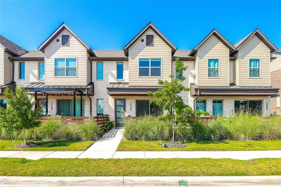 Property photo for 7345 Ventura Lane, Grand Prairie, TX