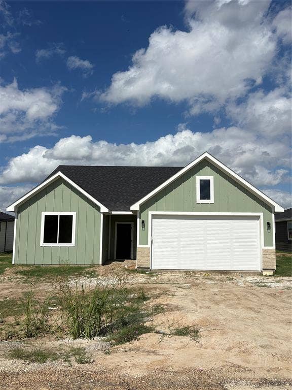 Property photo for 133 Walker Lane, Mabank, TX