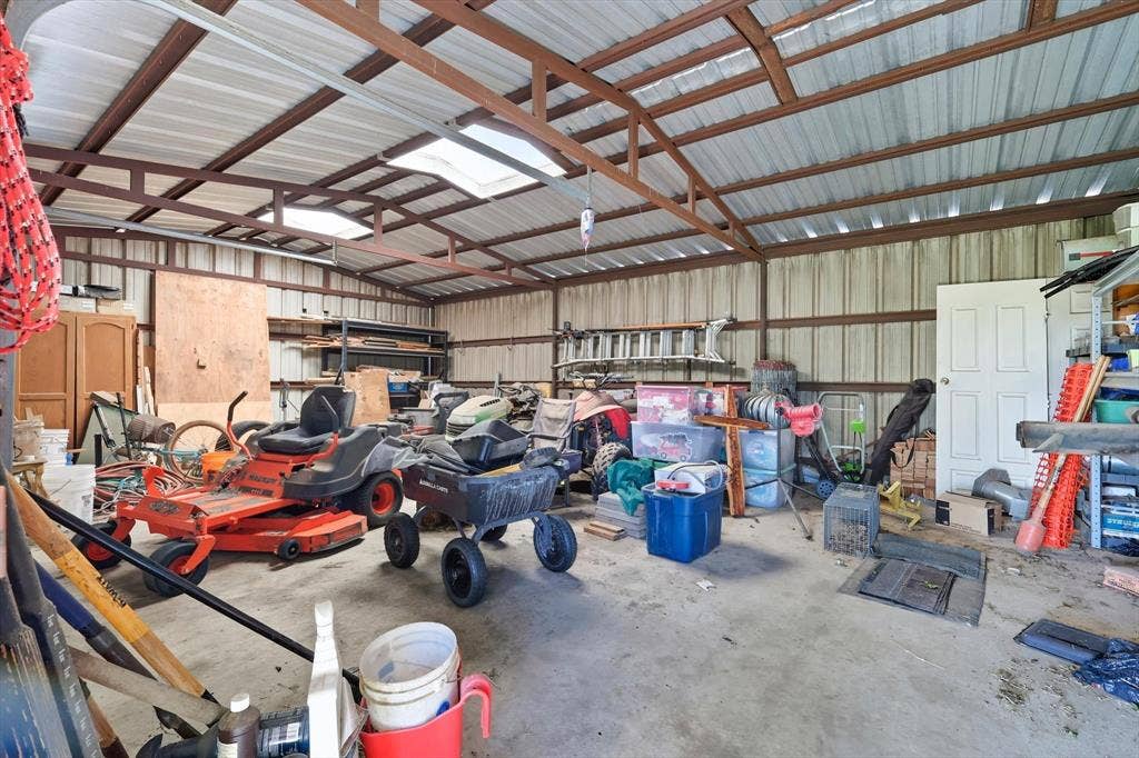 2309 Hillview Drive, Krum, TX 76249