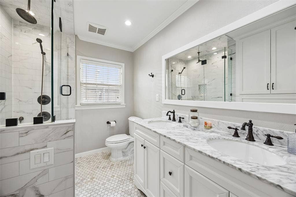 6203 Kenwood Avenue, Dallas, TX 75214