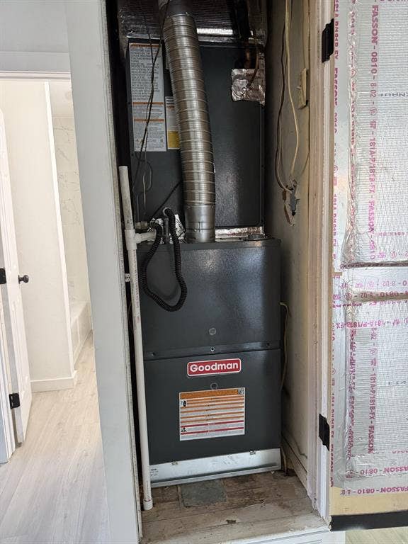 806 S Atkerson Lane, Euless, TX 76040 New gas furnace in utility closet