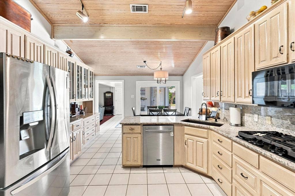 923 Wellington Drive, Duncanville, TX 75137 923 Wellington Drive, Duncanville, TX 75137