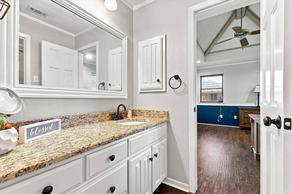 923 Wellington Drive, Duncanville, TX 75137 923 Wellington Drive, Duncanville, TX 75137