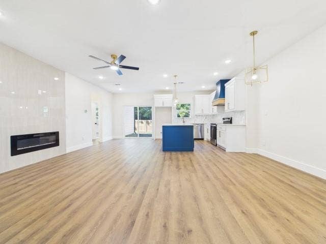 1202 Phoenix Drive, Athens, TX 75751 1202 Phoenix Drive, Athens, TX 75751