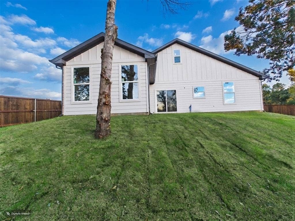 1202 Phoenix Drive, Athens, TX 75751 1202 Phoenix Drive, Athens, TX 75751