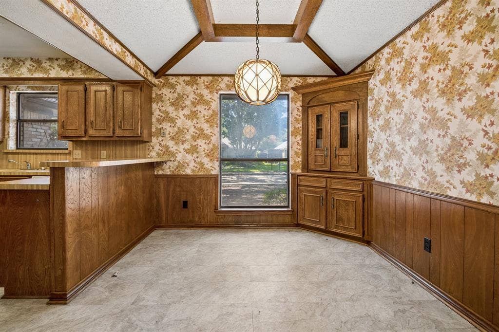 6017 Timber Creek Lane, Dallas, TX 75248 6017 Timber Creek Lane, Dallas, TX 75248