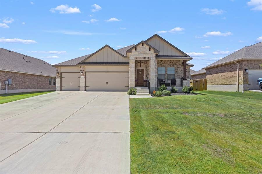 Property photo for 5724 St Charles Drive, Belton, TX