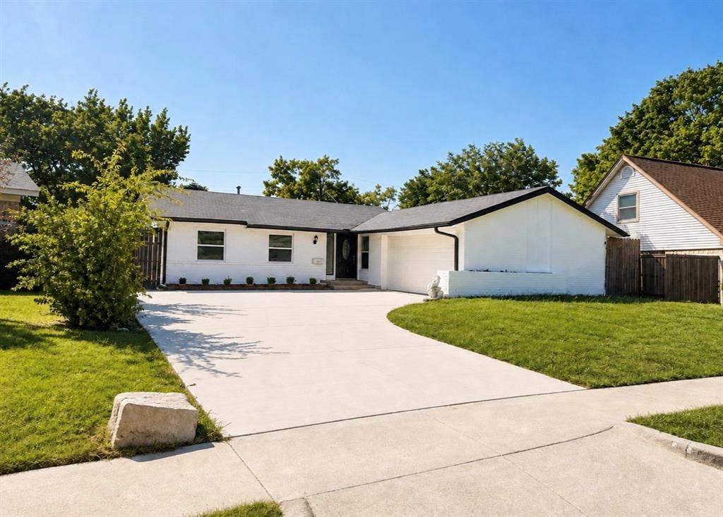 4142 Victoria Street, Irving, TX 75062 4142 Victoria Street, Irving, TX 75062