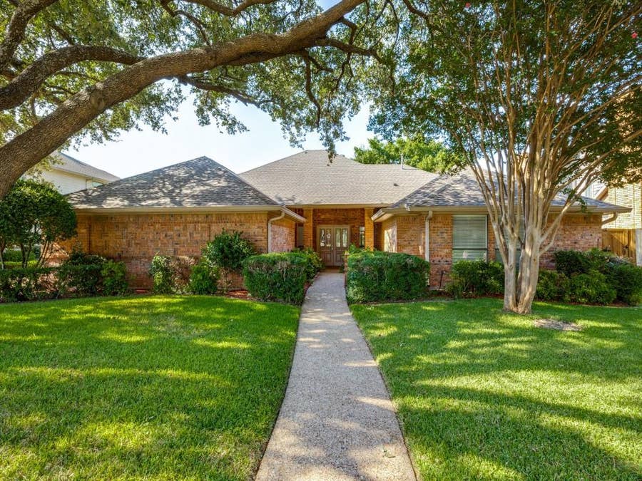 Property photo for 1901 Ridge Creek Drive, Richardson, TX