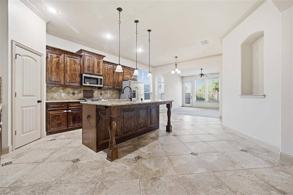 607 Deverson Drive, Rockwall, TX 75087 607 Deverson Drive, Rockwall, TX 75087