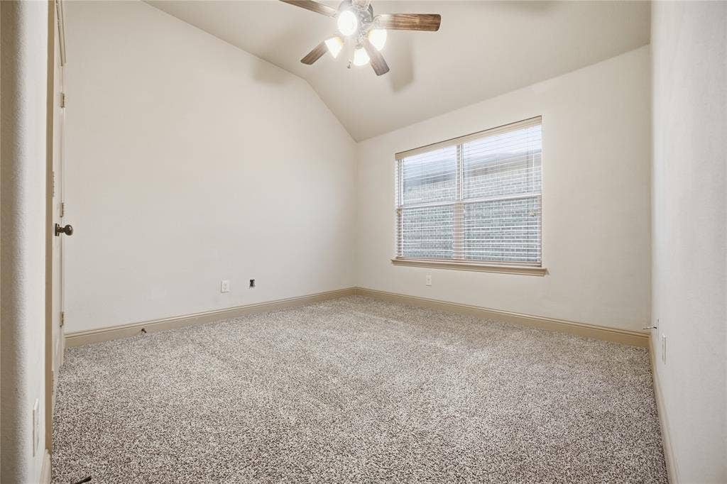 607 Deverson Drive, Rockwall, TX 75087 Bedroom 2